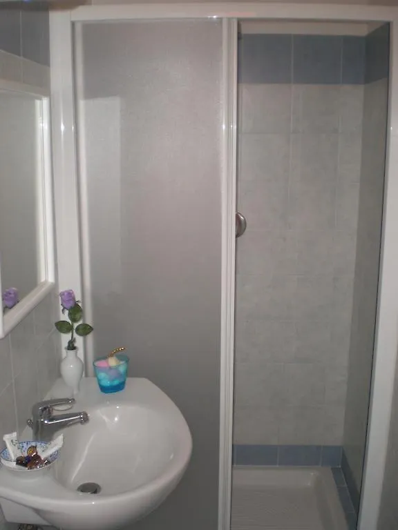 **  Hotel Ivonne Garni Rimini Italië